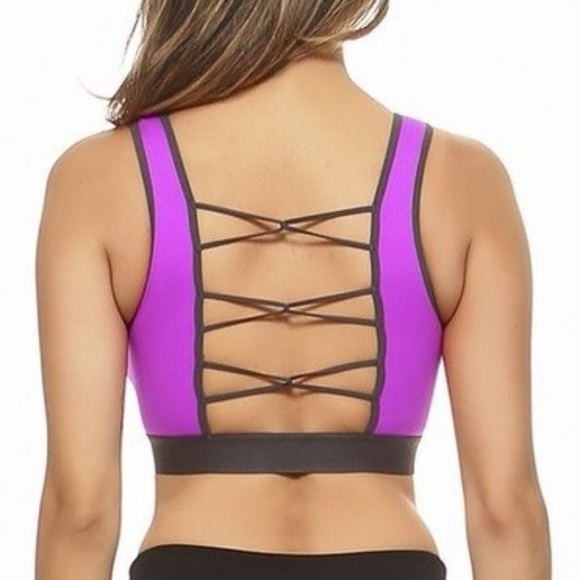 NEW Sporty mesh front padded sports bra - Picture 4 of 8